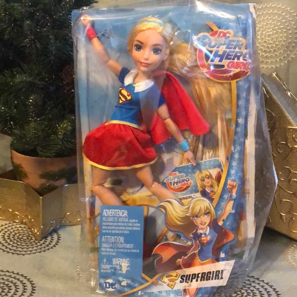 B2G1 DC Superhero supergirl doll - Picture 2 of 7
